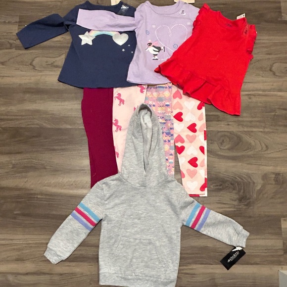 Girls 2T 8-pc top & pants bundle retail $143 brand new - Picture 4 of 13